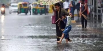 दिल्ली- NCR में सुबह से झमाझम बारिश, गर्मी से मिली राहत, क्या आ गया मानसून