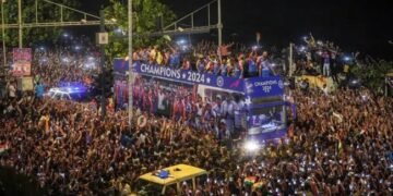 मुंबई में टीम इंडिया का शानदार स्वागत, BCCI ने दिया बड़ा इनाम