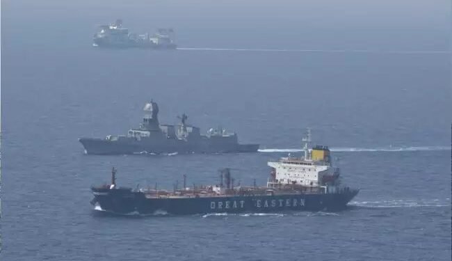 भारतीय नौसेना के पोत उत्तरी मध्य अरब सागर में मिशन पर तैनात