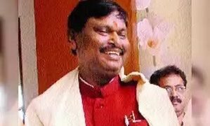 सरकार ने कहा अब तक 23.38 लाख किसानों ने पीएमकेएमवाई के तहत नामांकन कराया