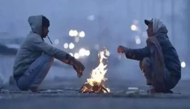 कोहरे का अलर्ट! 6 डिग्री पहुंचा पारा, IMD ने बताया मौसम का हाल