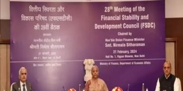 केन्द्री य वित्त मंत्री ने नई दिल्ली में एफएसडीसी की 28वीं बैठक की अध्यक्षता की
