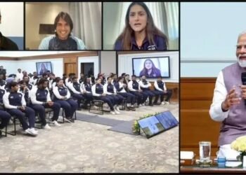 ओलंपिक जाने वाले खिलाड़ियों से मिले PM MODI, भरा जीत का उत्साह