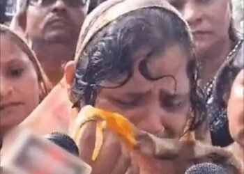 वाराणसी में मां बोली-मंत्री के इशारे पर बेटे की हत्या की
