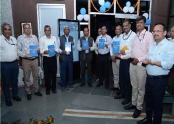 भाकृअनुप के महानिदेशक डॉ. हिमांशु पाठक द्वारा एनबीएफजीआर का दौरा किया