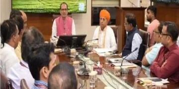 मोदी सरकार किसानों की आय बढ़ाने के लिए विभिन्न उपाय कर रही है: केन्द्रीय कृषि मंत्री