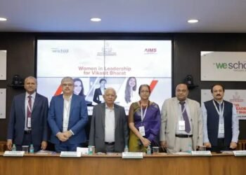 मुंबई में ‘विकसित भारत में महिलाओं का नेतृत्व’ शिखर सम्मेलन का आयोजन