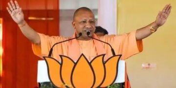 क्या सीएम पद से हट जाएंगे योगी? क्यों कहा- मैं योगी हूं….’