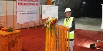 नेपाल के प्रधानमंत्री ने अरुण-3 जलविद्युत परियोजना की हेड रेस टनल का उद्घाटन किया
