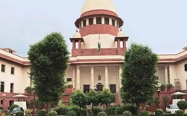 सुप्रीम कोर्ट का अहम फैसला, बच्चों से जुड़ा पोर्नोग्राफी कंटेंट देखना होगा अपराध