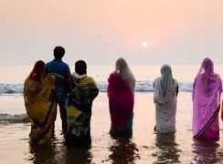 अगर आप भी करने जा रहे हैं यमुना में छठ पूजा, तो बरतें ये 5 सावधानियां!