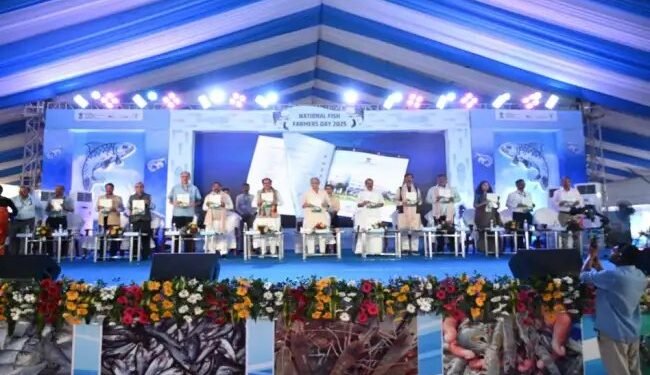 राष्ट्रीय मछुआरा दिवस 2025 पर केंद्रीय मंत्री राजीव रंजन सिंह ने लॉन्च किए 17 नए मत्स्य क्लस्टर