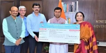 पीएफसी ने भारत सरकार को 2,033 करोड़ रुपये के अंतरिम लाभांश का भुगतान किया