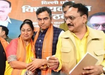 दिल्ली की मुख्यमंत्री रेखा गुप्ता ने बंद की राज्य में पूर्व CM और मंत्रियों के पर्सनल स्टाफ की सेवाएं बंद