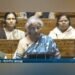 वित्त मंत्री सीतारमण ने पेश किया बजट, PM MODI ने दी बधाई