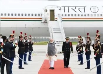 सिंगापुर के तीन दिवसीय दौरे पर PM MODI, हो सकती है ये अहम डील
