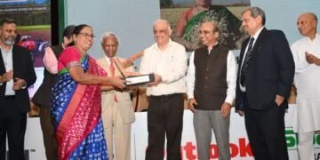 स्वराज ट्रैक्टर्स ने ‘एग्रीटेक शिखर सम्मेलन’ का आयोजन कर किसानों को किया संबोधित