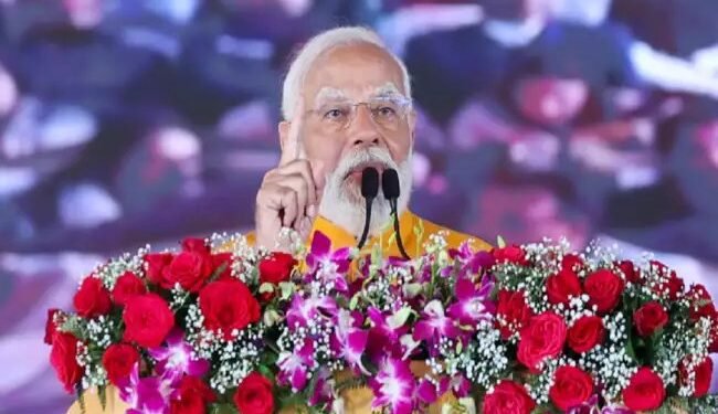 प्रधानमंत्री ने एक लाख करोड़ रुपये की राष्ट्रीय राजमार्ग परियोजनाओं का शिलान्यास किया