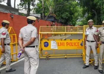 25 मई के लिए दिल्ली तैयार, 13 हजार से ज्यादा बूथ पर तैनात 1 लाख से ज्यादा कर्मचारी