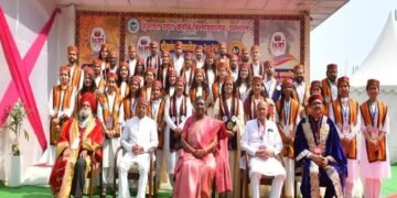 हिमाचल प्रदेश के केंद्रीय विश्वविद्यालय के 7वें दीक्षांत समारोह में शामिल हुई
