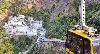 वैष्णो देवी रोपवे परियोजना के खिलाफ रियासी में दुकानदारों ने निकाली रैली, पढ़ें पूरी खबर