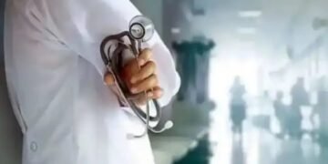 मेडिकल कॉलेजों पर नेशनल मेडिकल कमीशन ने जुर्माना लगाया
