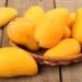 रिकॉर्ड फसल की वजह से आम की कीमतों में गिरावट