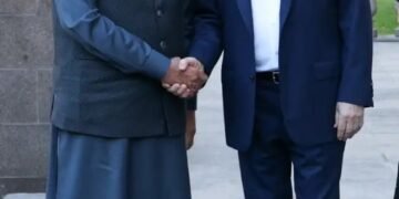 PM MODI पहुंचे रूस, पुतिन से मिलकर उठाया ये मुद्दा, तुरंत हुआ बड़ा ऐलान