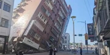 25 साल के बाद सबसे भयानक भूकंप, ताइवाइन से समाने आई तबाही की तस्वीरें
