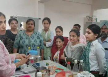 PAU में बायोएंजाइम से सफाई उत्पाद बनाने पर प्रशिक्षण आयोजित, 19 प्रशिक्षुओं ने लिया भाग