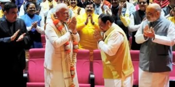 मोदी NDA के नेता चुने गए, नीतीश-चंद्रबाबू ने समर्थन किया