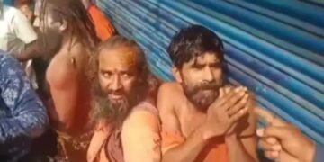 गंगासागर जा रहे 3 साधुओं पर बंगाल में भीड़ ने किया हमला, ममता बनर्जी पर उठे सवाल