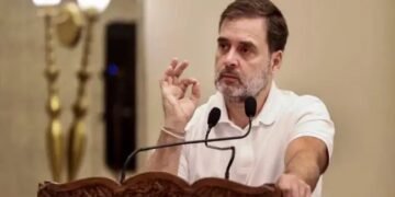 नोटबंदी के 8 साल बाद भी कैश लेनदेन में नहीं आई कोई कमी,राहुल गांधी का सरकार पर निशाना