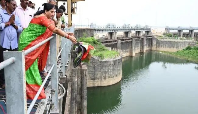 खरीफ के लिए डेल्टा में गोदावरी नदी का पानी छोड़ा गया