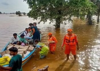 वाराणसी में गंगा का कहर: बिंदू  के निशान के करीब पहुंचा जलस्तर, कई जगह हुआ जलभराव