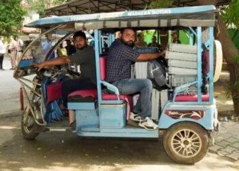 जयपुर की ट्रैफिक पुलिस ने ई-रिक्शा संचालन को नियंत्रित करने के लिए एक योजना तैयार की