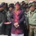होली मनाने लद्दाख के जवानों के बीच पहुंचे रक्षा मंत्री राजनाथ सिंह, कहा- अपने परिवार’