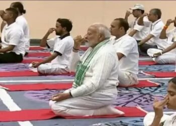 भारत से अमेरिका तक 10वें अंतरराष्ट्रीय योग दिवस का उत्साह दिखा