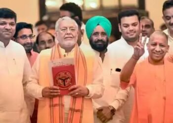 योगी सरकार कर रही बजट पेश, महिला-युवा और किसानों पर अहम फोकस