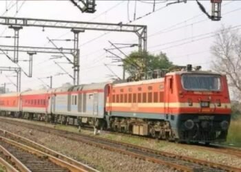 ग्रीष्म ऋतु 2024 में रिकॉर्ड अतिरिक्त ट्रेनों का संचालन कर रही है भारतीय रेल