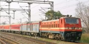 ग्रीष्म ऋतु 2024 में रिकॉर्ड अतिरिक्त ट्रेनों का संचालन कर रही है भारतीय रेल