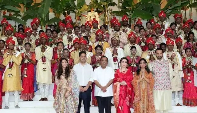 अंबानी परिवार ने किया 50 बेटियों को विदा,उपहार में दी सोने- चांदी समेत ये चीजें