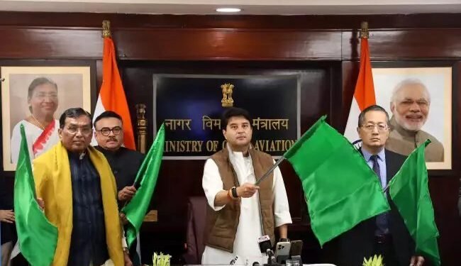 अयोध्या से अहमदाबाद के लिए उड़ान को हरी झंडी, सीधी उड़ान से यात्रियों को मिलेगा लाभ