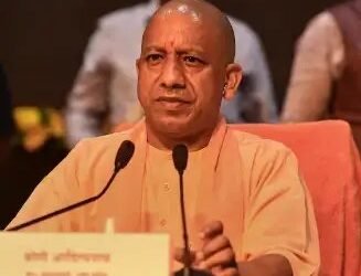 यूपी के 11 जिलों में बाढ़, सीएम योगी ने बुलाई बैठक