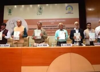 खरपतवारों के कारण फसल उत्पादकता में 92000 करोड़ रुपये का नुकसान