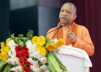 UP में रहने वाले किसानों की हुई बल्ले- बल्ले, इन योजनाओं का लाभ उठाकर कमा रहे डबल मुनाफा