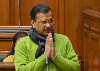 हनुमान मंदिर में पूजा करने के बाद, केजरीवाल करेंगे प्रेस कॉन्फ्रेंस और रोड शो