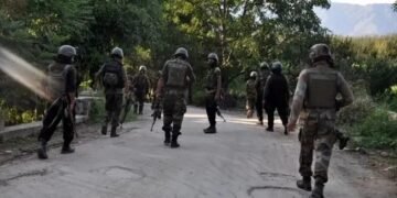 J-K: सुरक्षाबलों ने कुपवाड़ा में 2 आतंकियों को किया ढेर, सर्च ऑपरेशन जारी