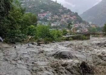 अलर्ट! उत्तराखंड- हिमाचल से लेकर हरियाणा- राजस्थान तक बारिश से बेहाल नजर आ रहे शहर
