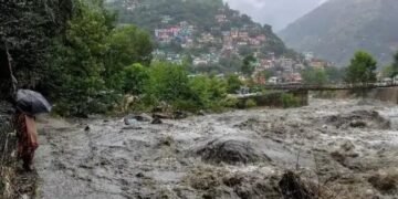 अलर्ट! उत्तराखंड- हिमाचल से लेकर हरियाणा- राजस्थान तक बारिश से बेहाल नजर आ रहे शहर